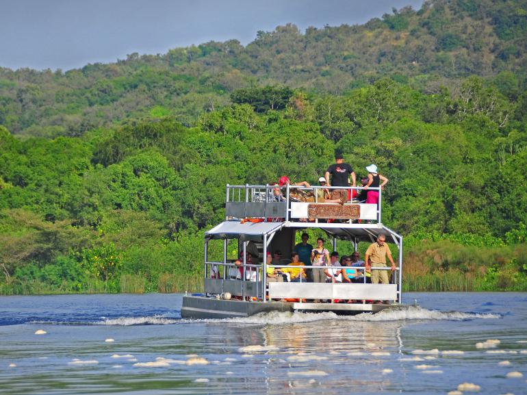 Ssese Islands and Uganda Equator